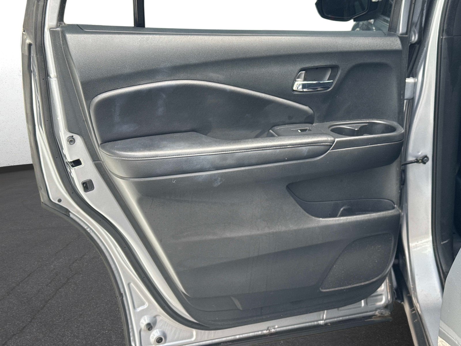 Used 2022 Honda Pilot Sport image 13
