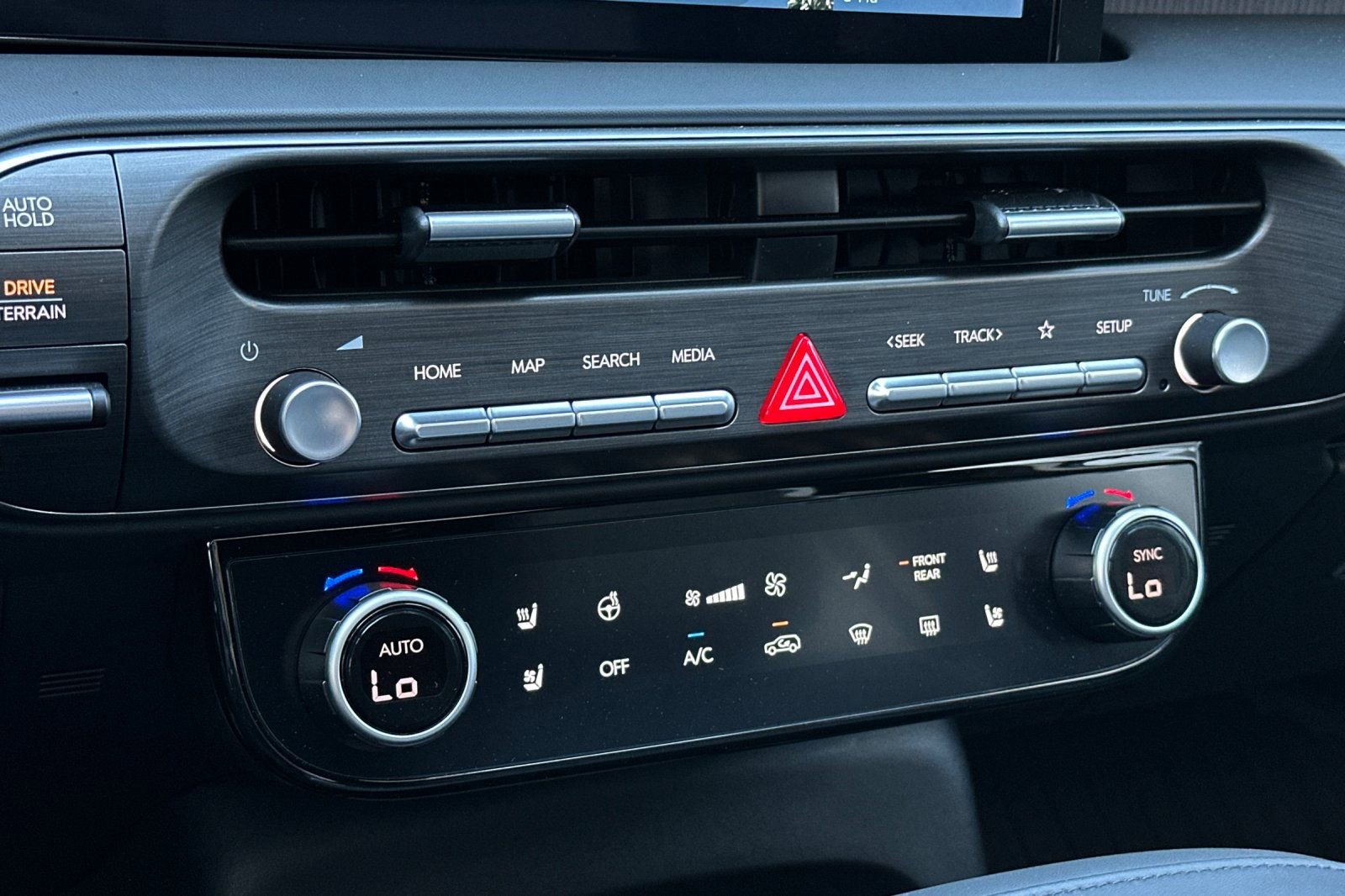 Used 2026 Hyundai Palisade Calligraphy AWD/4WD image 21