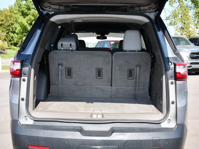 Used 2019 Chevrolet Traverse LT image 32
