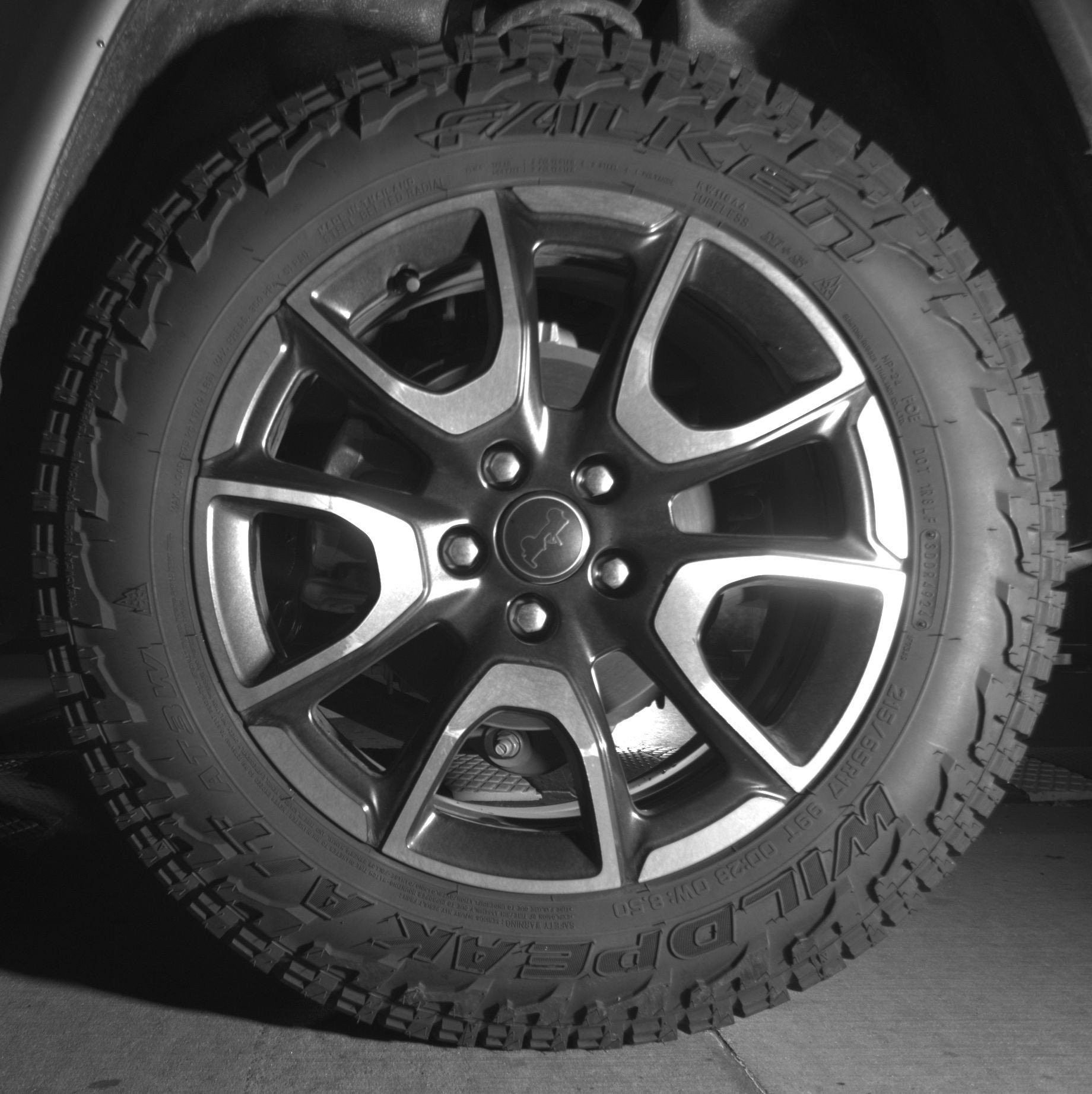Used 2025 Jeep Compass Trailhawk AWD/4WD image 14