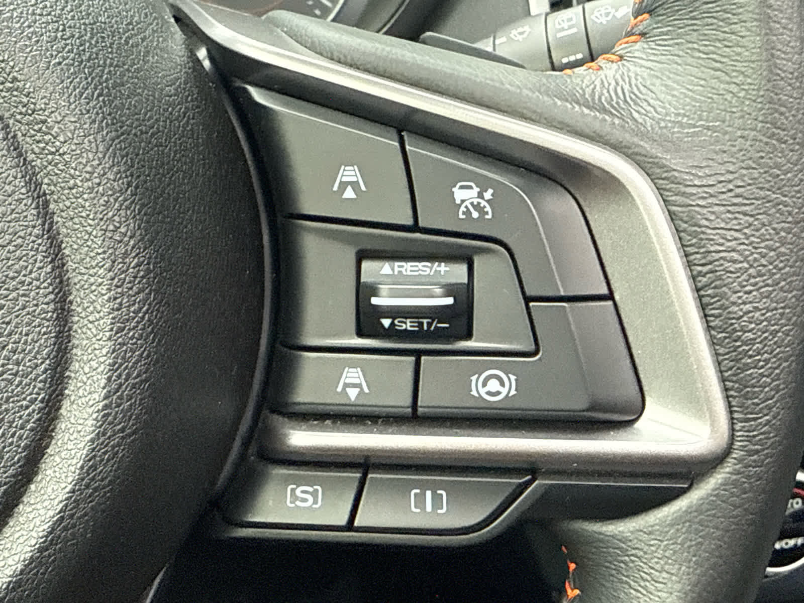 Used 2022 Subaru Crosstrek 2.5i Limited w/ Moonroof Package 2 image 14