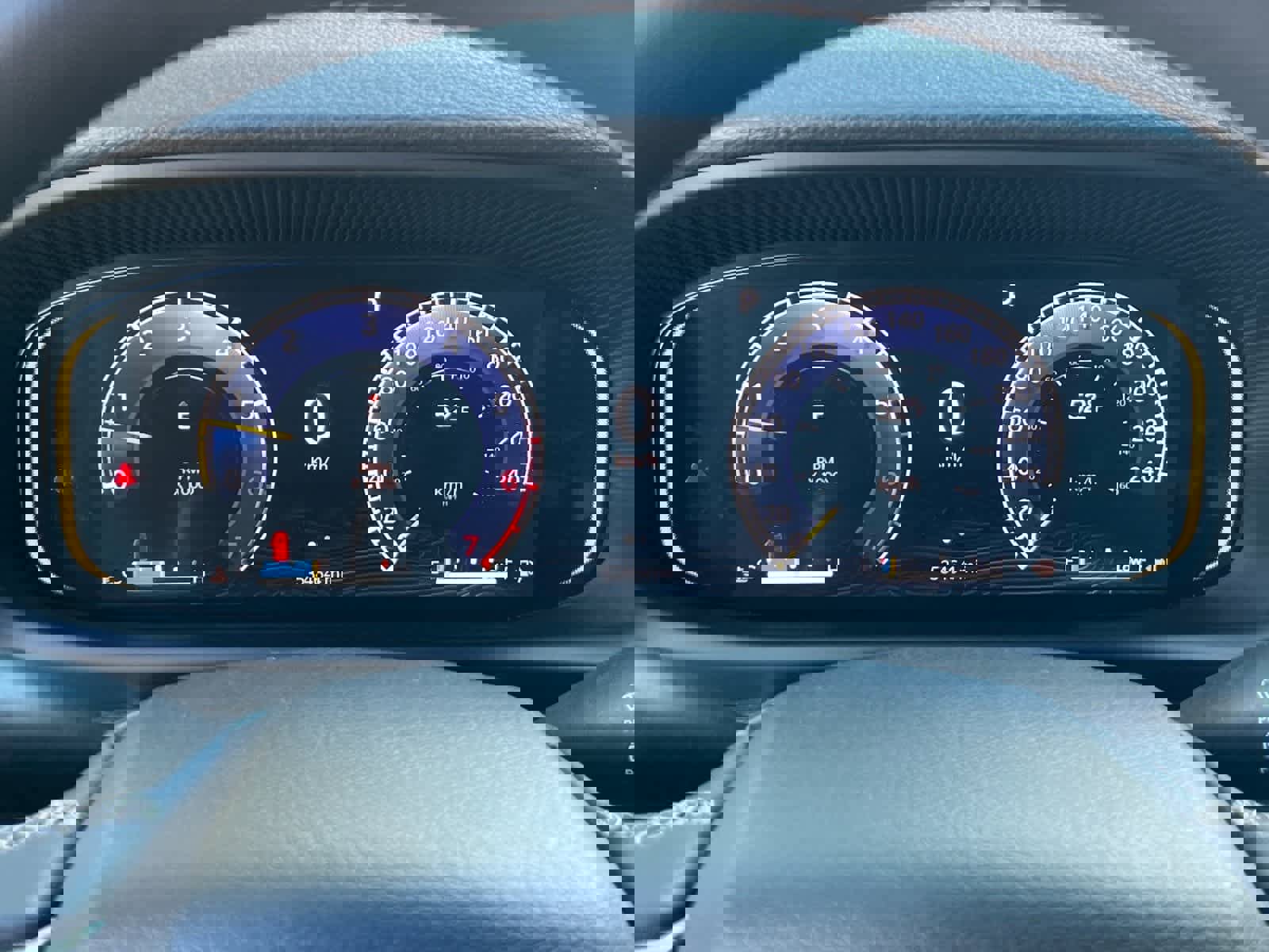 Used 2024 Jeep Wagoneer Series II w/ Flexible Seating Group image 27