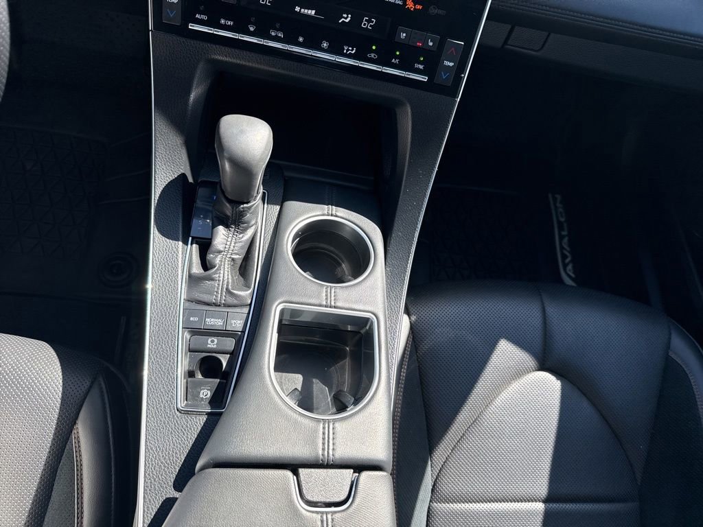 Used 2019 Toyota Avalon Touring w/ All Weather Liner Package FWD image 20
