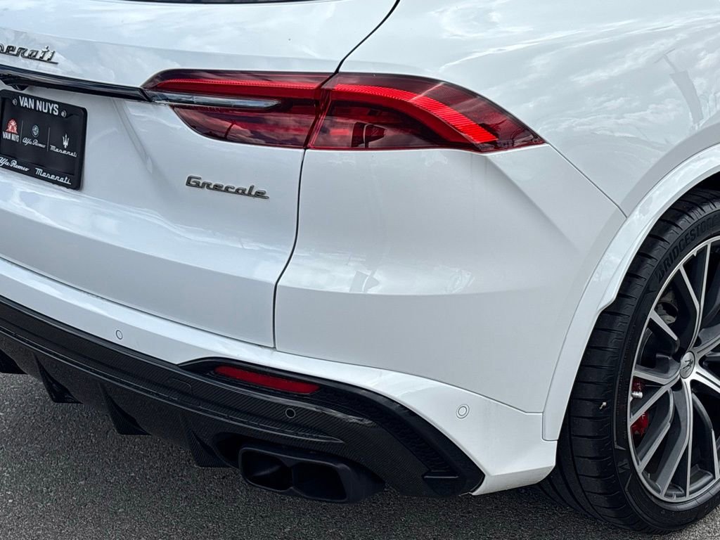 Used 2024 Maserati Grecale Trofeo image 5