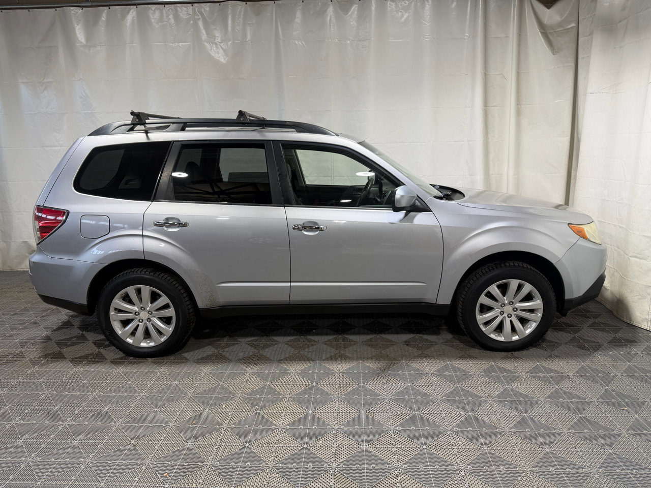 Used 2012 Subaru Forester 2.5X Limited image 9