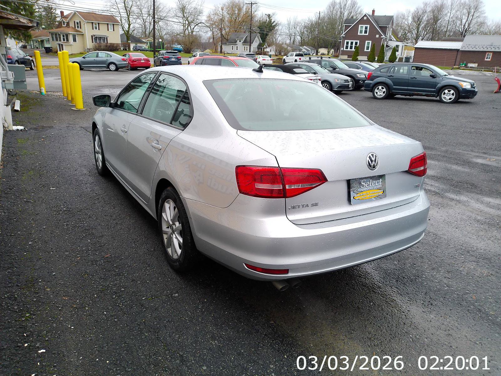 Used 2015 Volkswagen Jetta SE FWD image 6