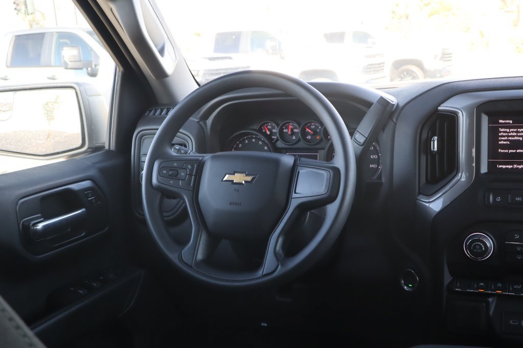 New 2026 Chevrolet Silverado 1500 Custom w/ LPO, Dark Essentials Package RWD image 23