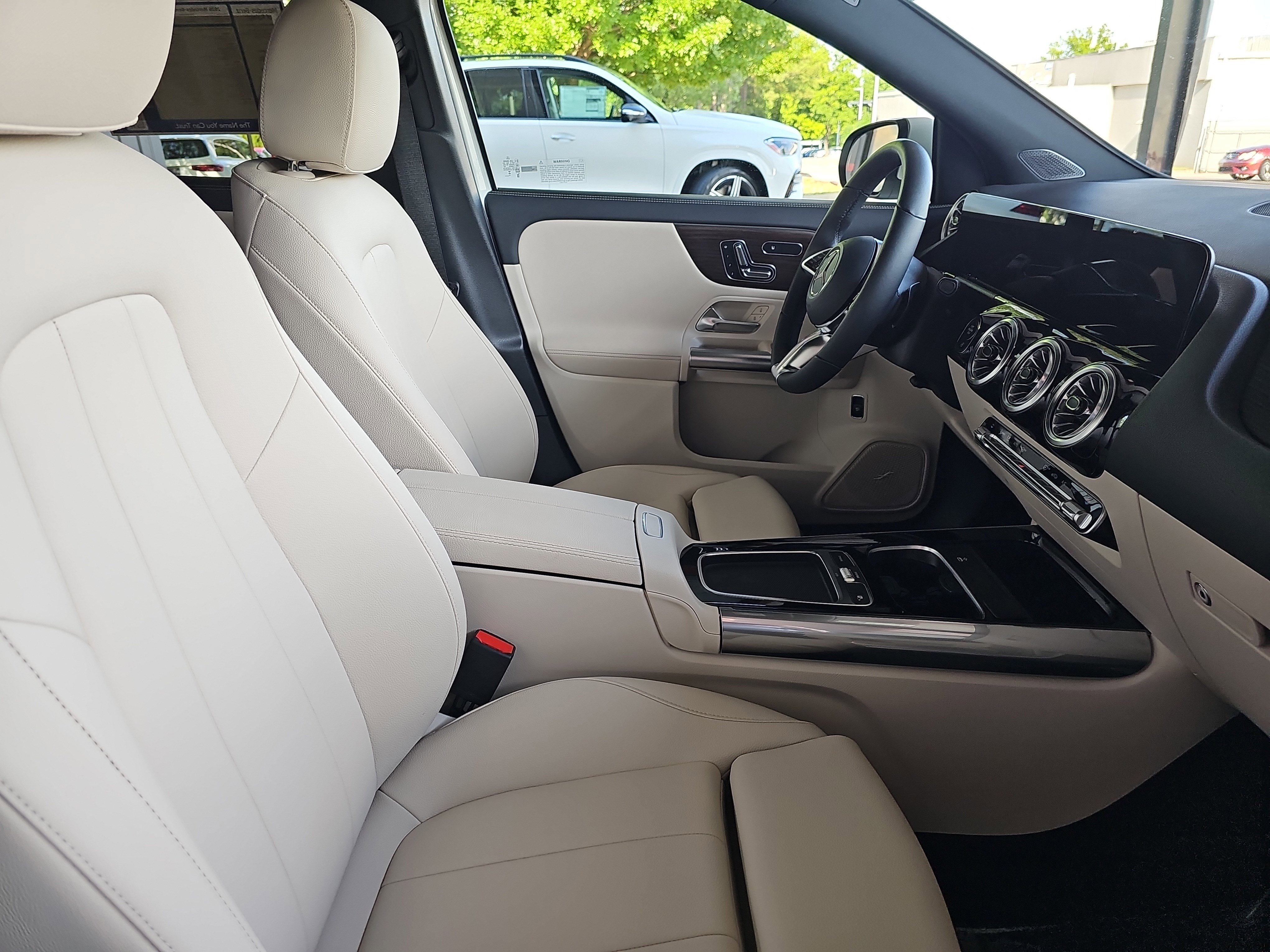 Certified 2026 Mercedes-Benz GLA 250 image 10
