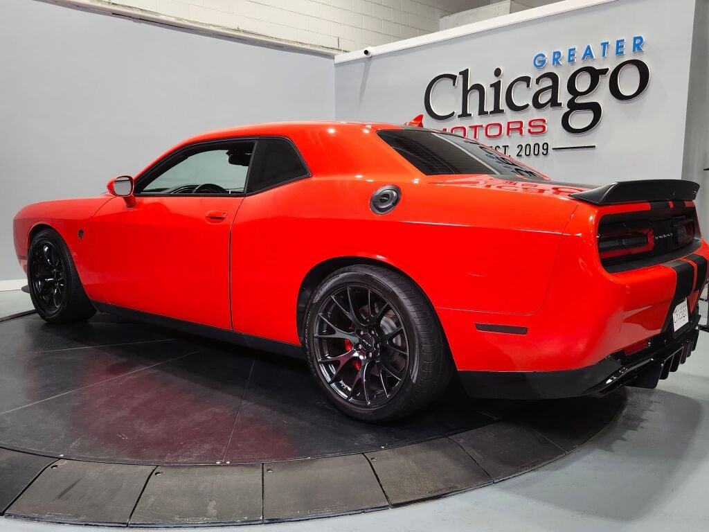 Used 2016 Dodge Challenger SRT Hellcat RWD image 10