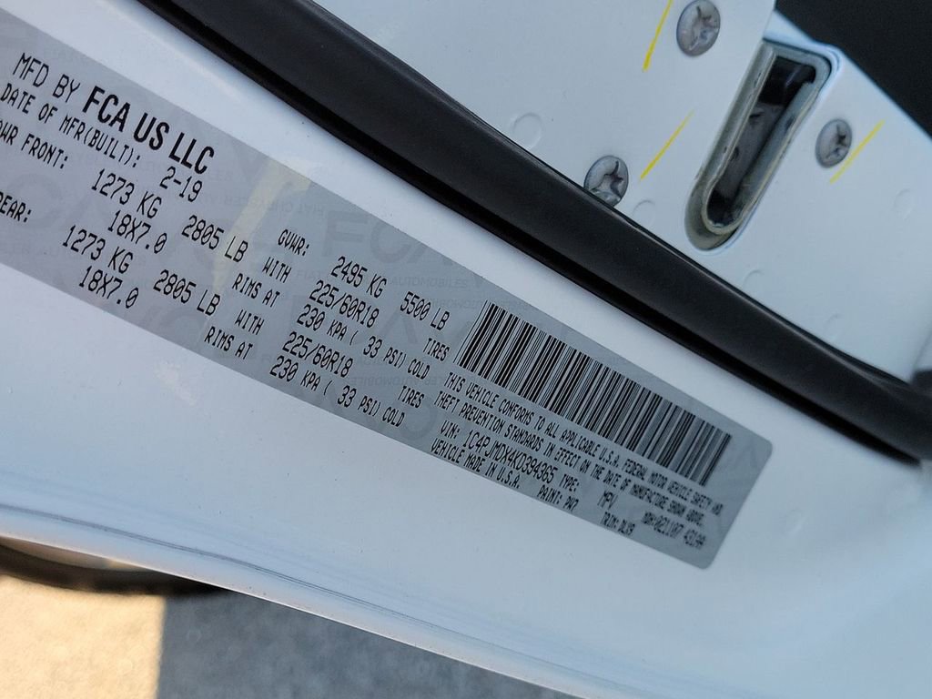 Used 2019 Jeep Cherokee Limited image 32