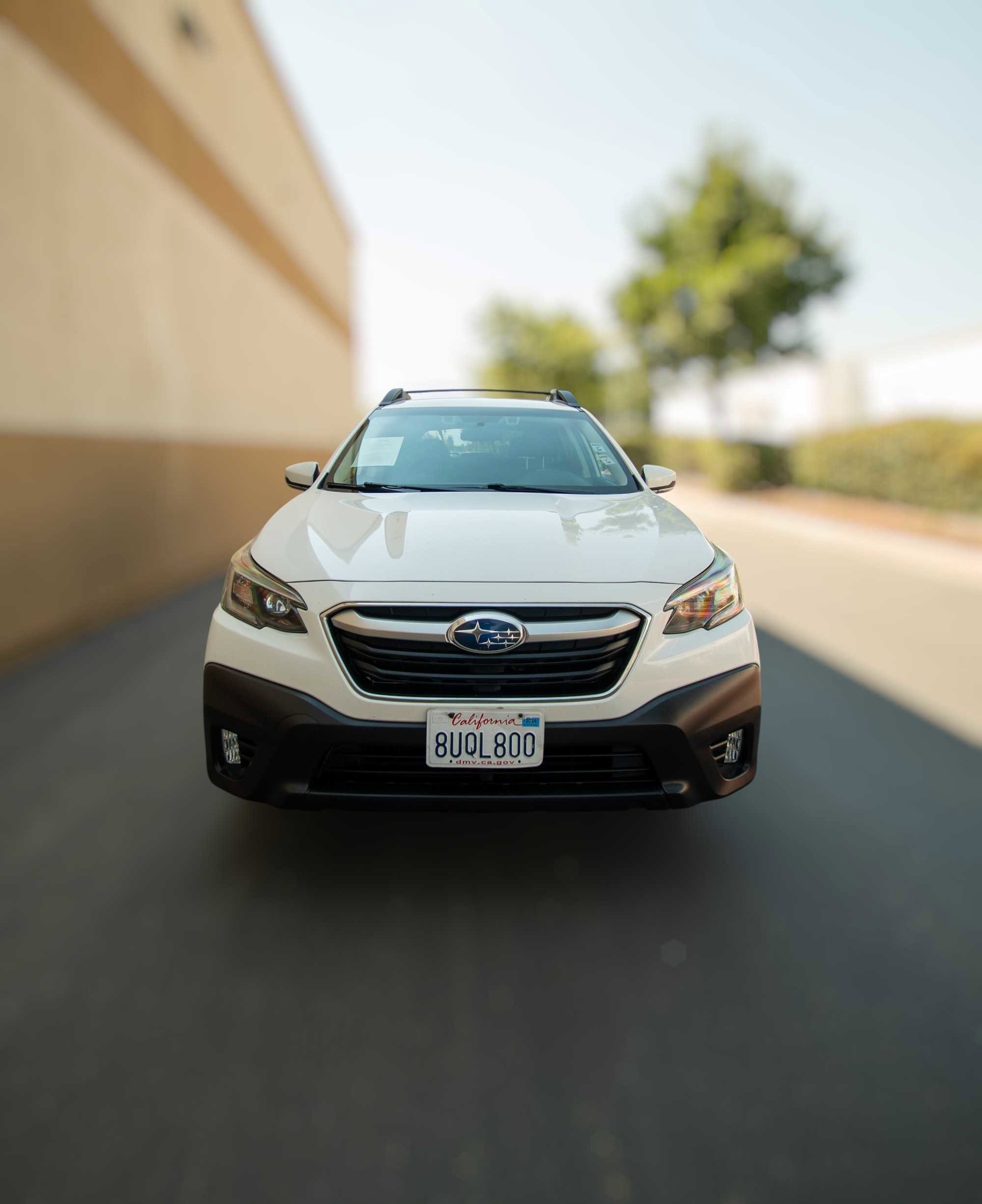 Used 2021 Subaru Outback Premium image 2