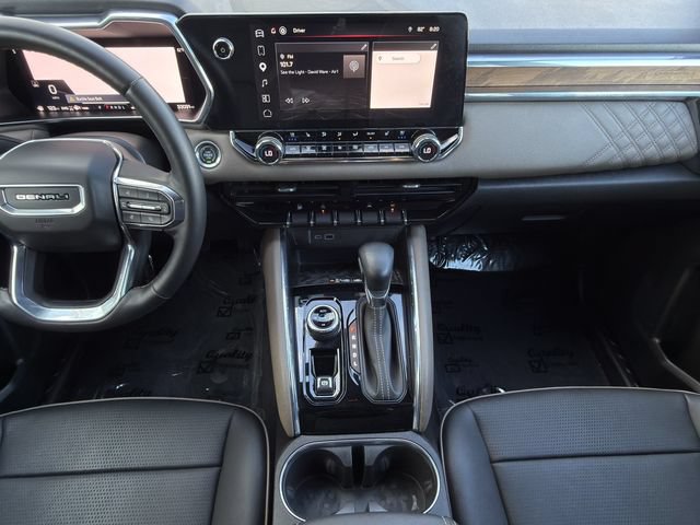 Used 2023 GMC Canyon Denali w/ Denali Black Edition AWD/4WD image 18