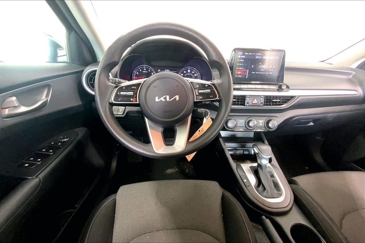 Used 2022 Kia Forte Sedan FWD image 13