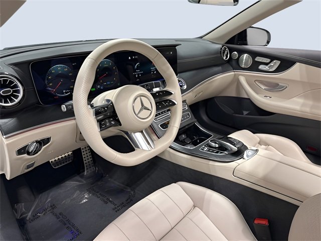 Used 2023 Mercedes-Benz E 450 4MATIC Cabriolet image 16