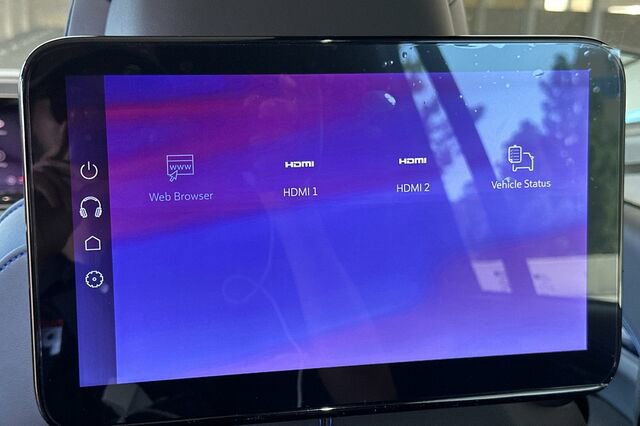 New 2025 Cadillac Escalade IQ Sport 1 w/ LPO, ONYX Package image 15