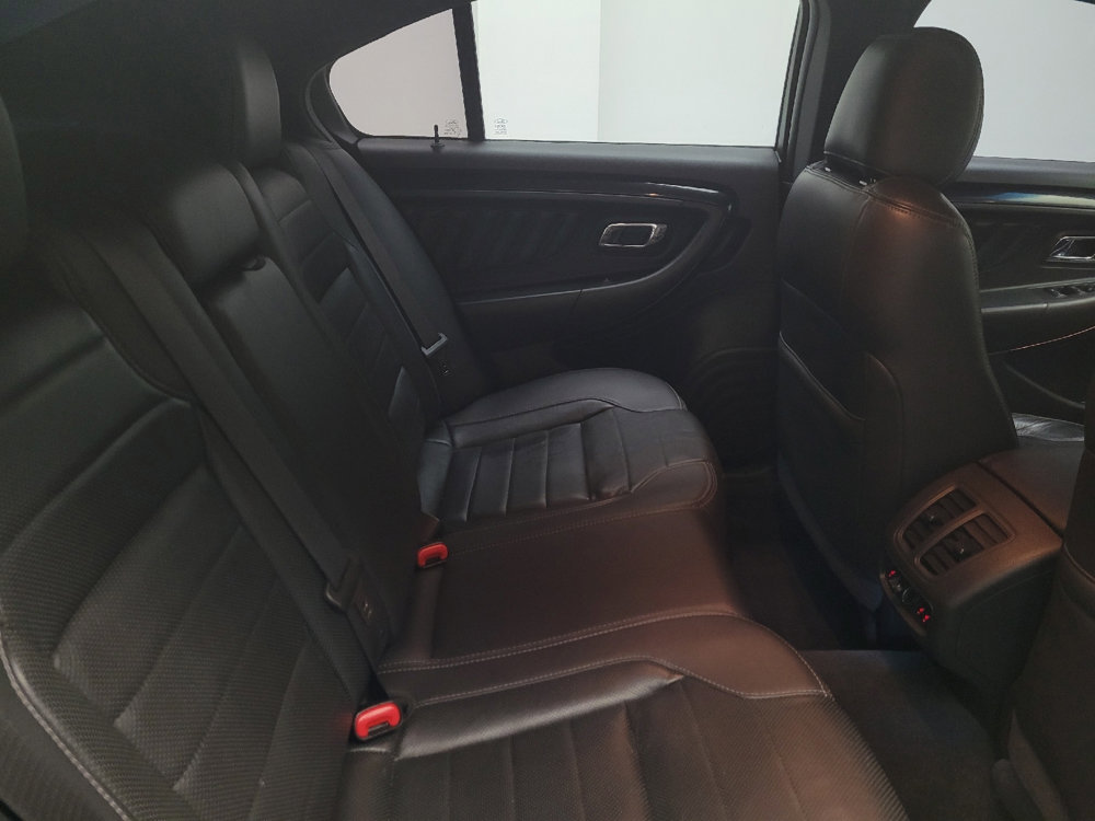 Used 2018 Ford Taurus SHO image 19