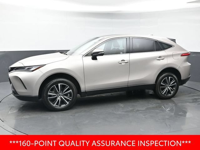 Used 2024 Toyota Venza LE AWD/4WD image 2