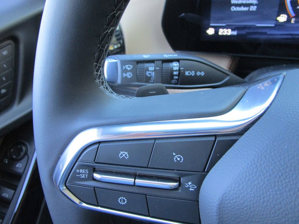 New 2026 Chevrolet Equinox ACTIV w/ Convenience Package III image 31