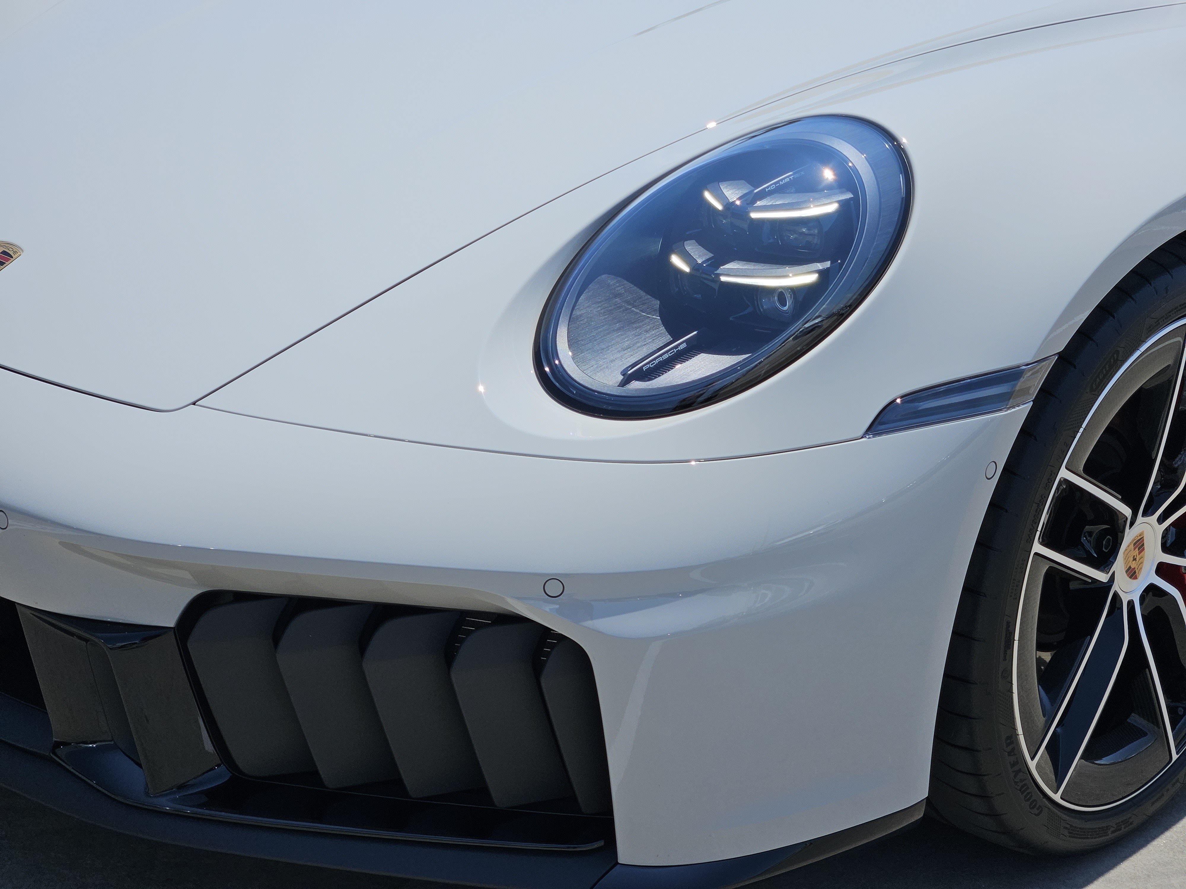 Certified 2026 Porsche 911 Targa 4 GTS AWD/4WD image 12