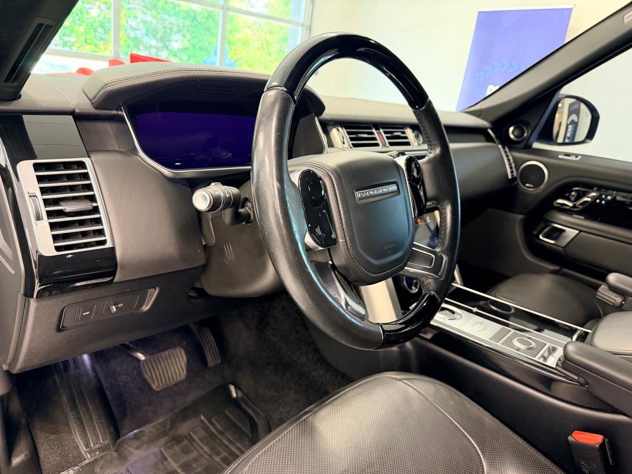 Used 2019 Land Rover Range Rover HSE AWD/4WD image 19