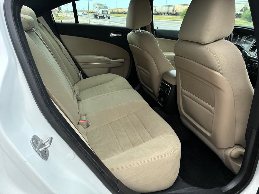 Used 2013 Dodge Charger SE RWD image 25