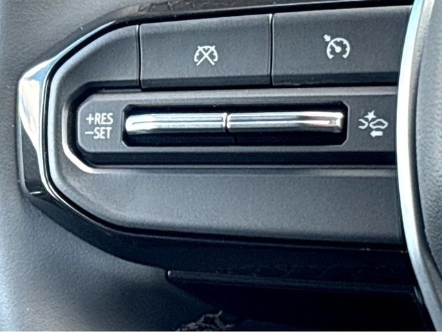 Used 2024 Chevrolet Colorado LT w/ LT Convenience Package II AWD/4WD image 14