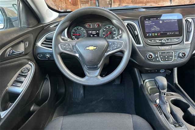 Used 2024 Chevrolet Malibu LT image 14