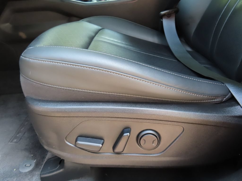 Certified 2023 Kia Sorento S w/ Panoramic Sunroof Package AWD/4WD image 9