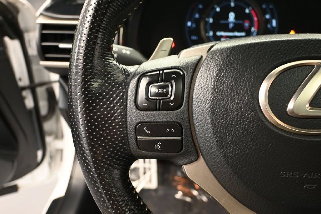 Used 2017 Lexus RC 200t F Sport RWD image 23