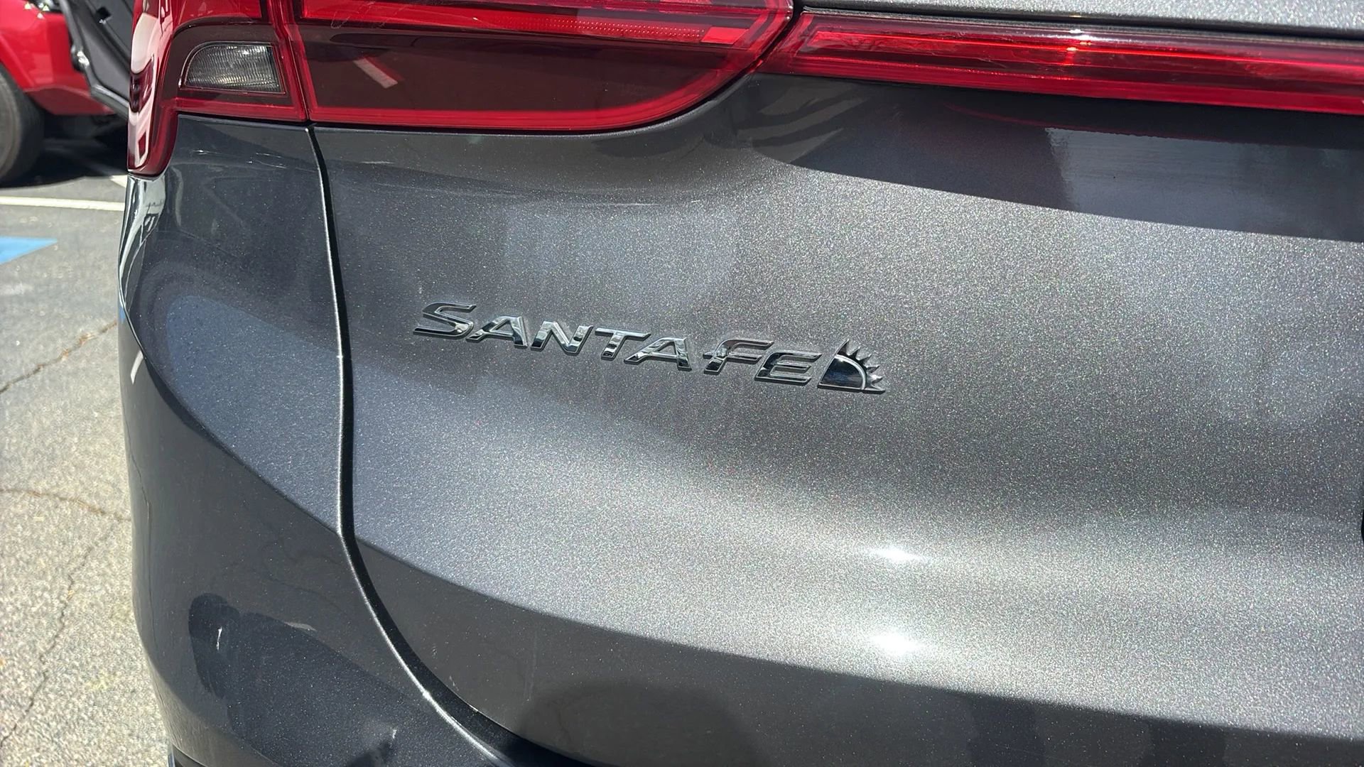 Used 2021 Hyundai Santa Fe SEL Premium w/ Cargo Package AWD/4WD image 25