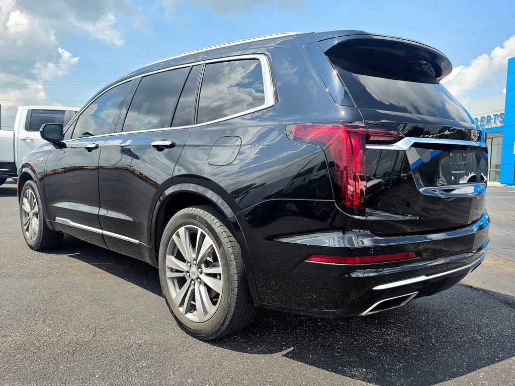 Used 2021 Cadillac XT6 Premium Luxury FWD image 4