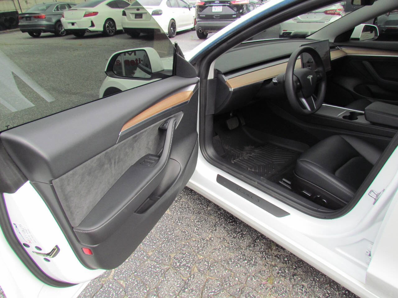 Used 2021 Tesla Model 3 Long Range image 9