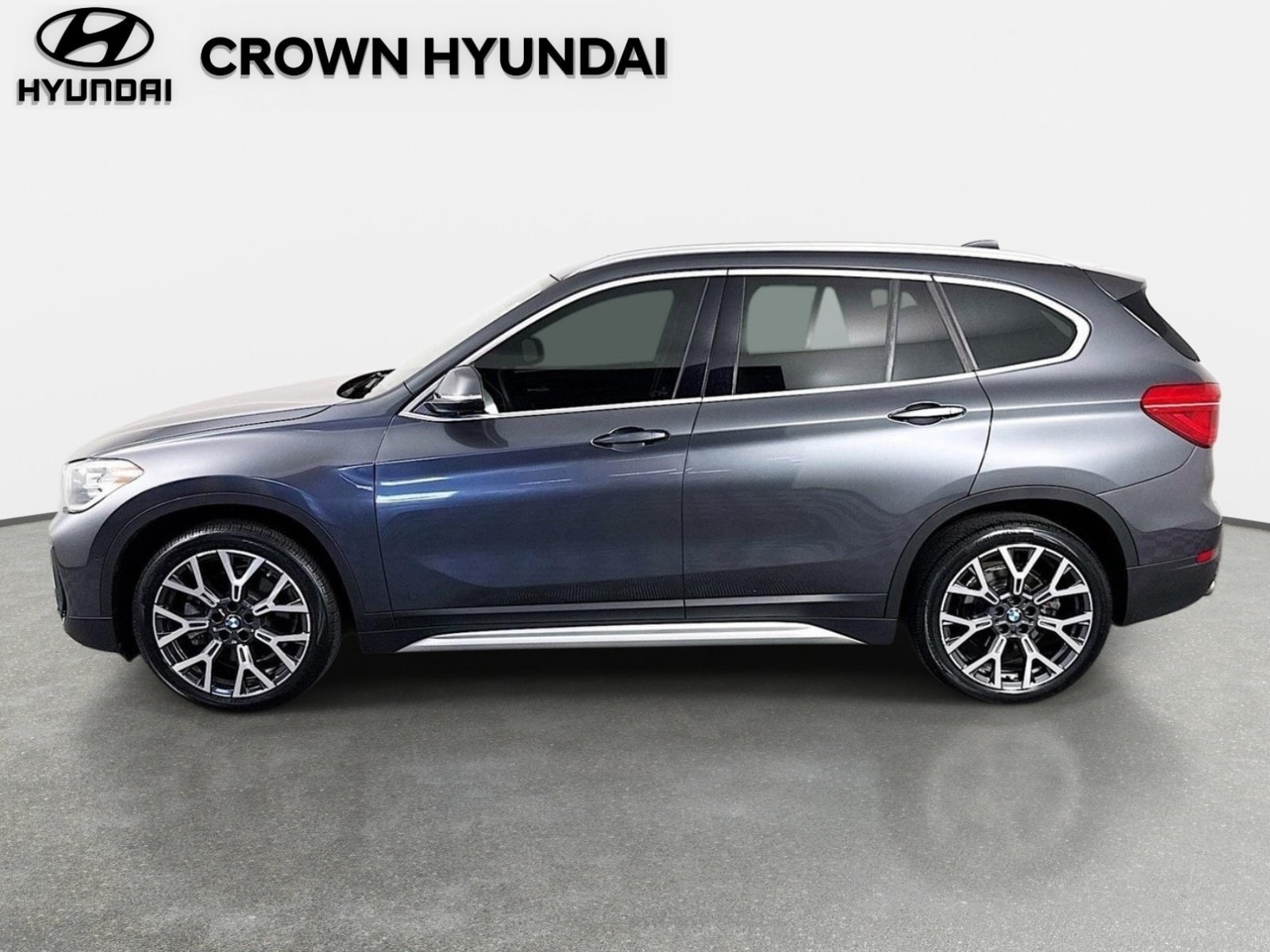 Used 2022 BMW X1 sDrive28i w/ Convenience Package FWD image 9