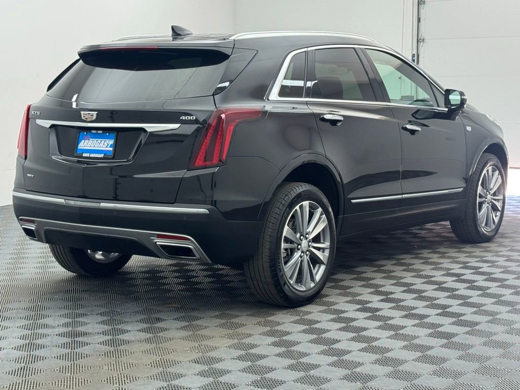 Used 2025 Cadillac XT5 Premium Luxury AWD/4WD image 8