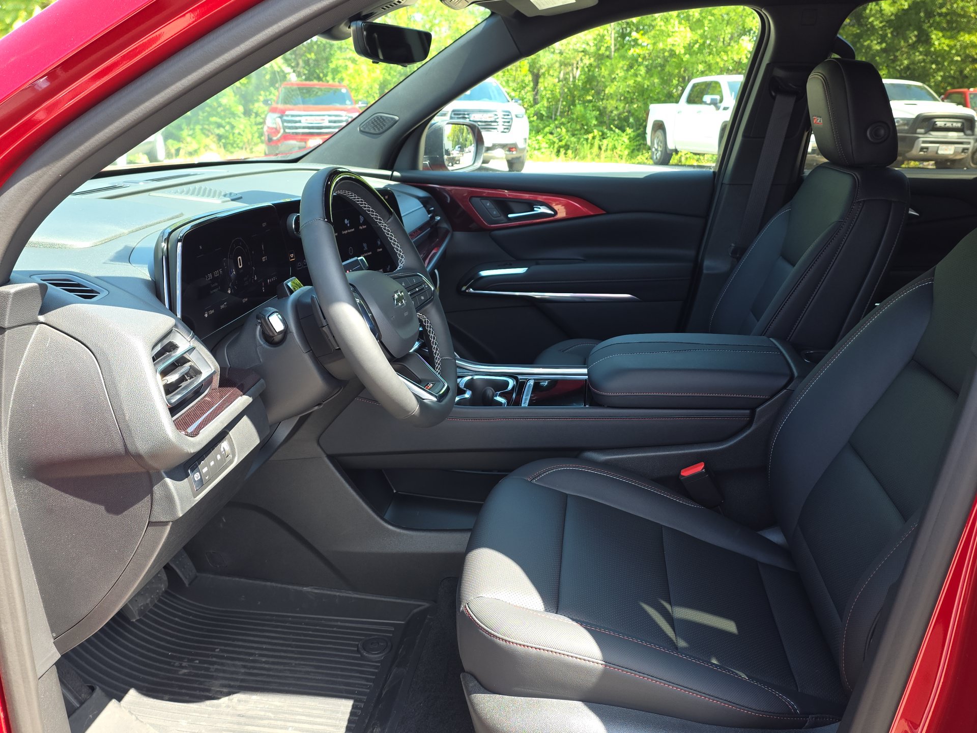 New 2026 Chevrolet Traverse Z71 w/ Enhanced Driving Package AWD/4WD image 15