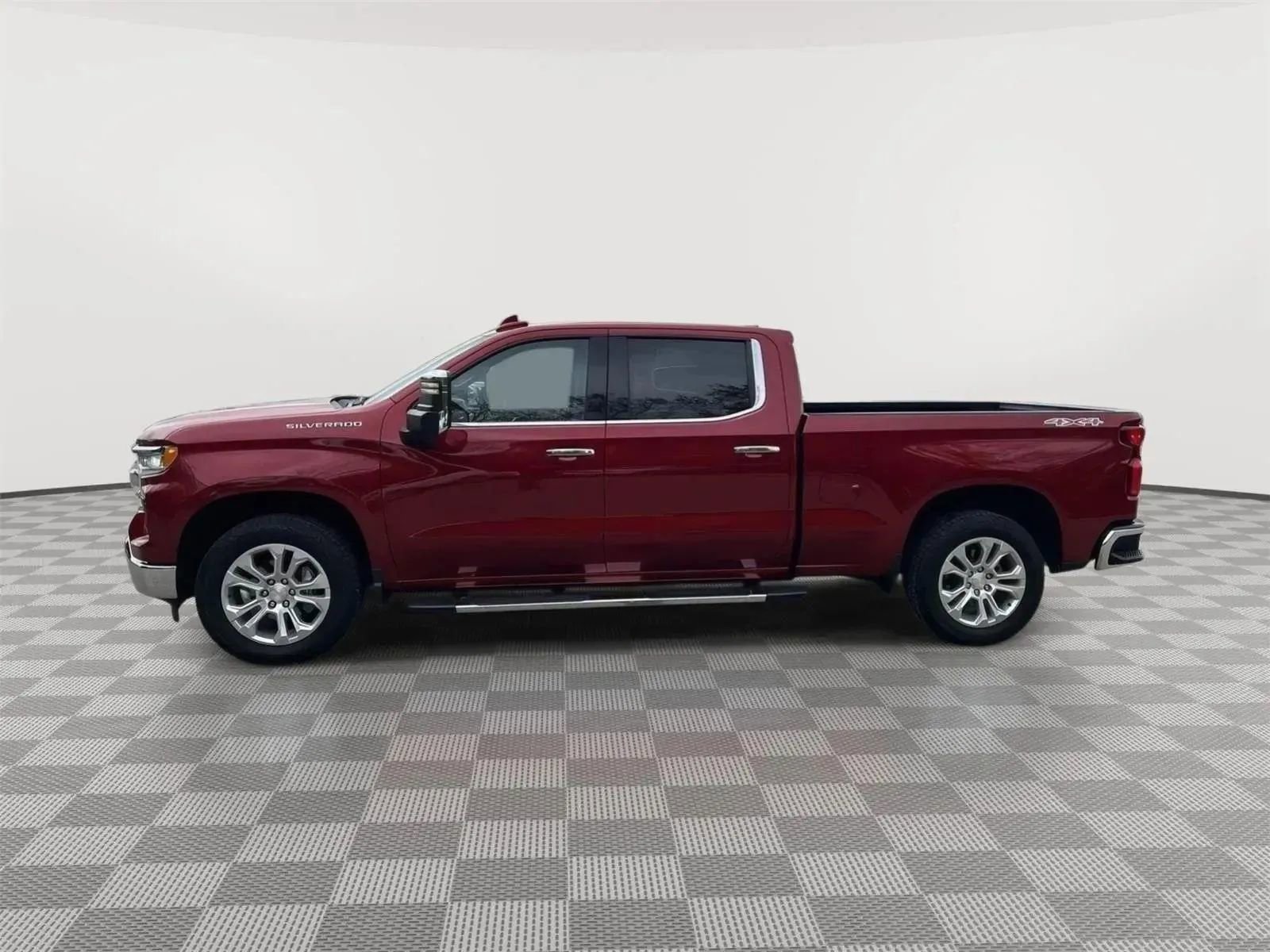 Used 2023 Chevrolet Silverado 1500 LTZ w/ Technology Package image 6