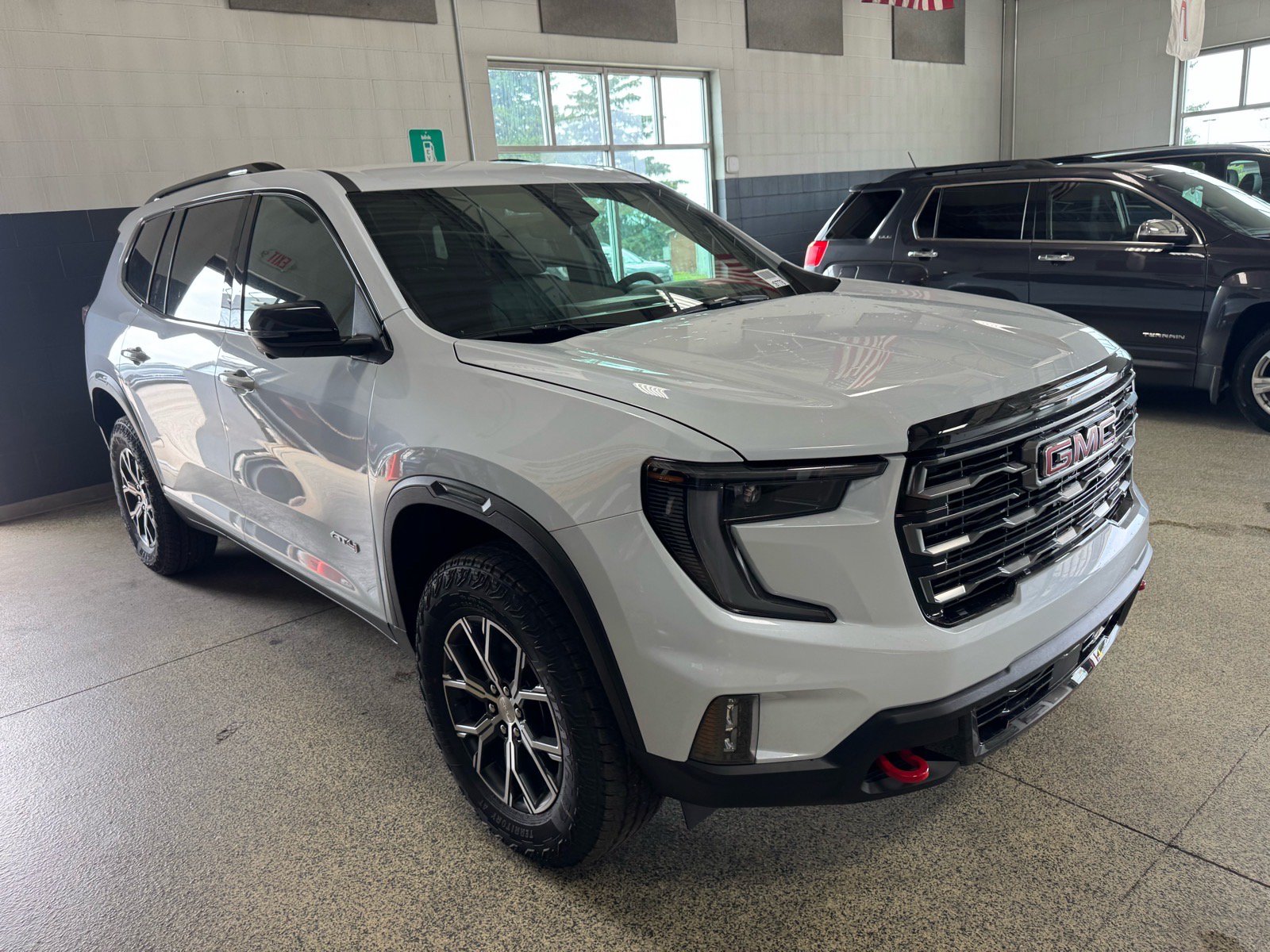 New 2027 GMC Acadia AT4 w/ Luxury Package AWD/4WD image 3