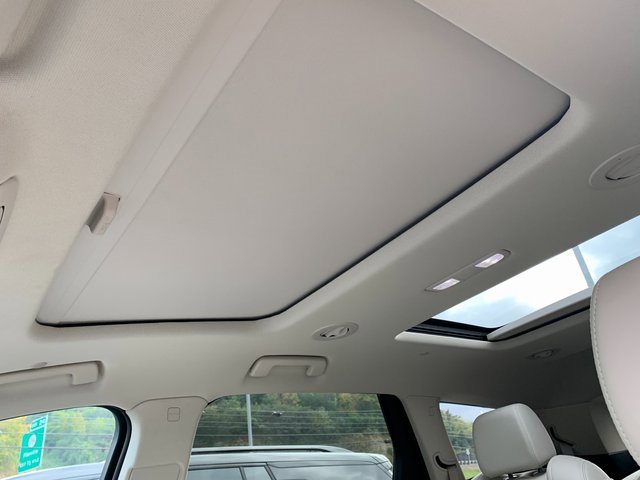 Certified 2023 Buick Enclave Essence w/ Experience Buick Package image 10