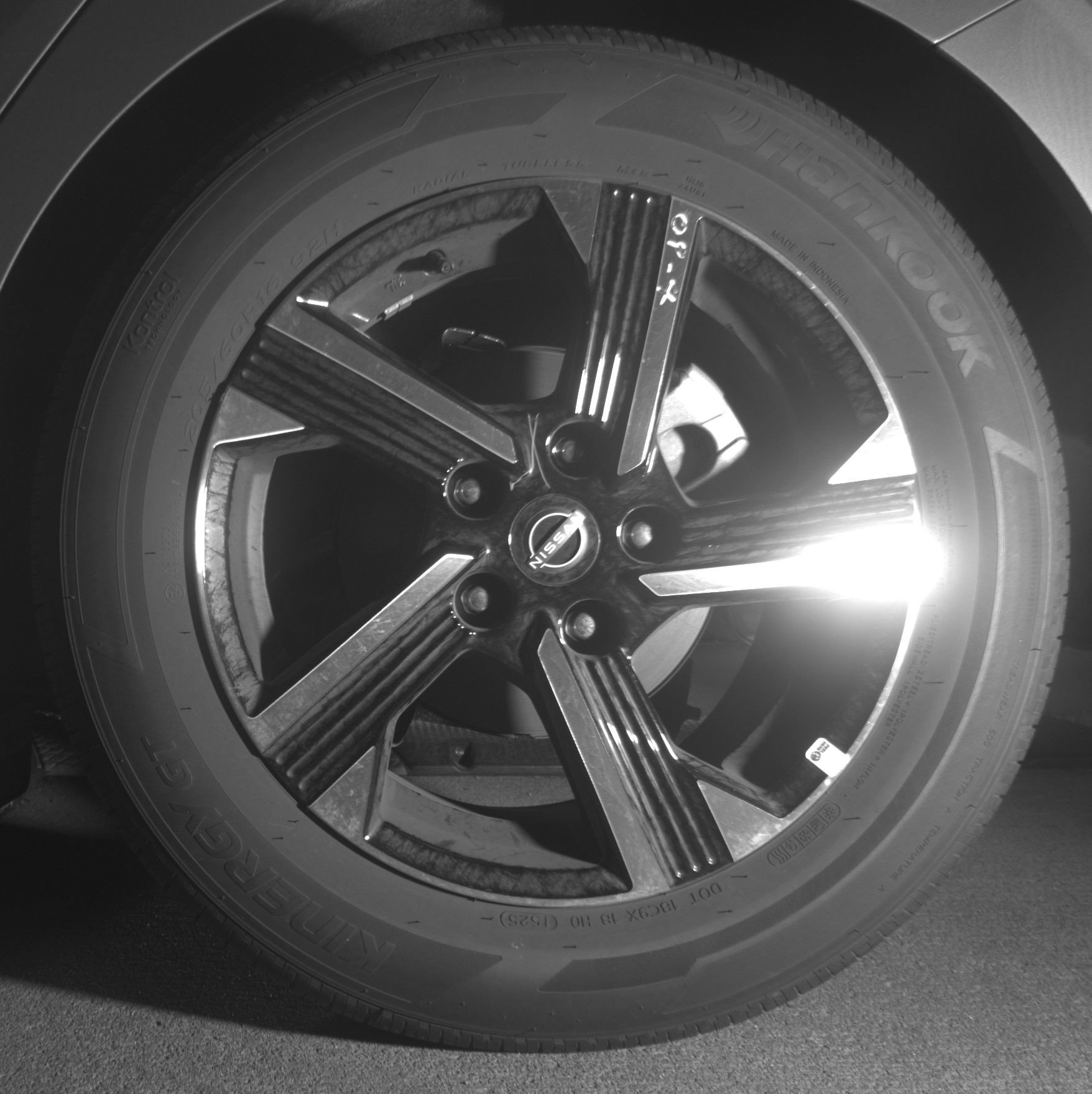 Used 2025 Nissan Sentra SV FWD image 14