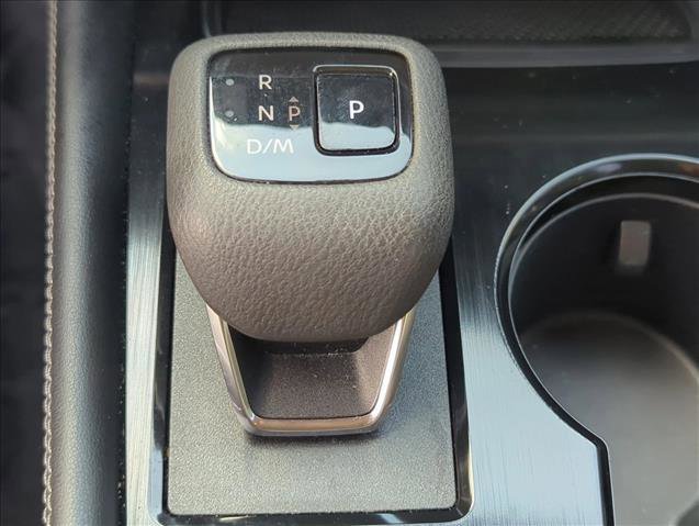 Used 2022 Nissan Rogue SL w/ SL Premium Package image 13