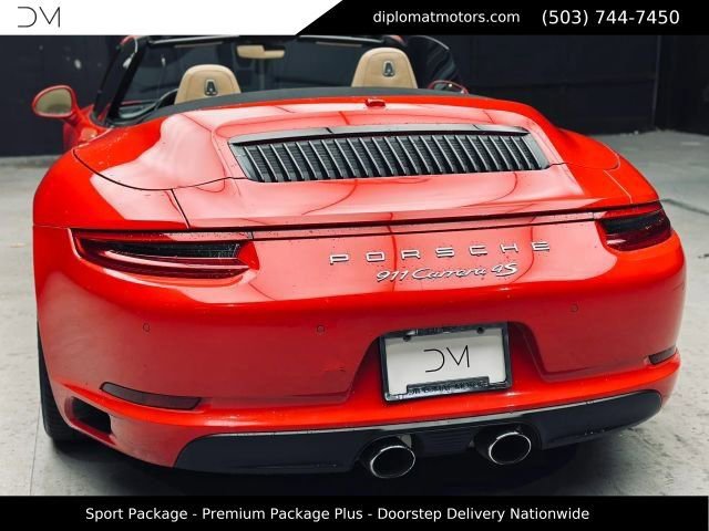Used 2018 Porsche 911 Carrera 4S AWD/4WD image 17