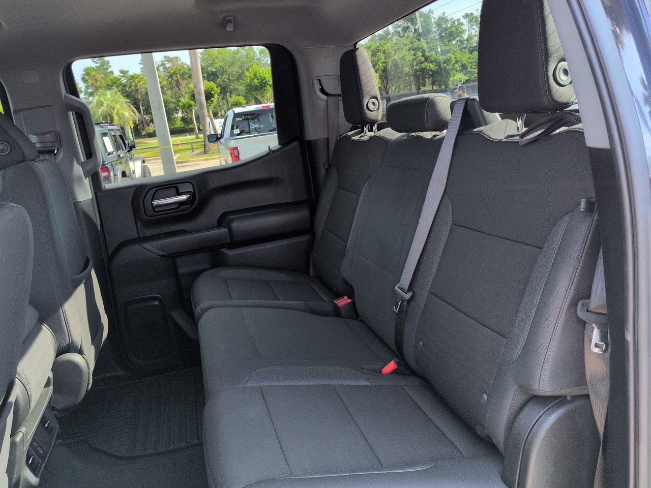 Used 2024 Chevrolet Silverado 1500 Custom Trail Boss w/ LPO, Dark Essentials Package AWD/4WD image 13