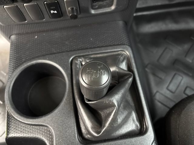 Used 2007 Toyota FJ Cruiser 4WD image 17