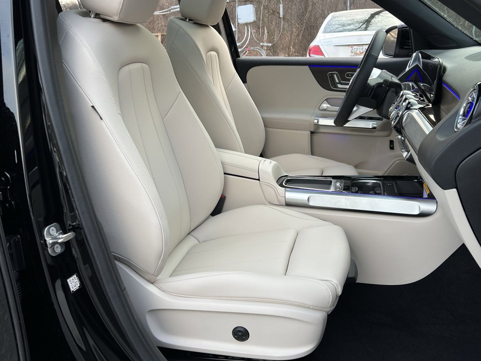 New 2026 Mercedes-Benz GLB 250 4MATIC image 26