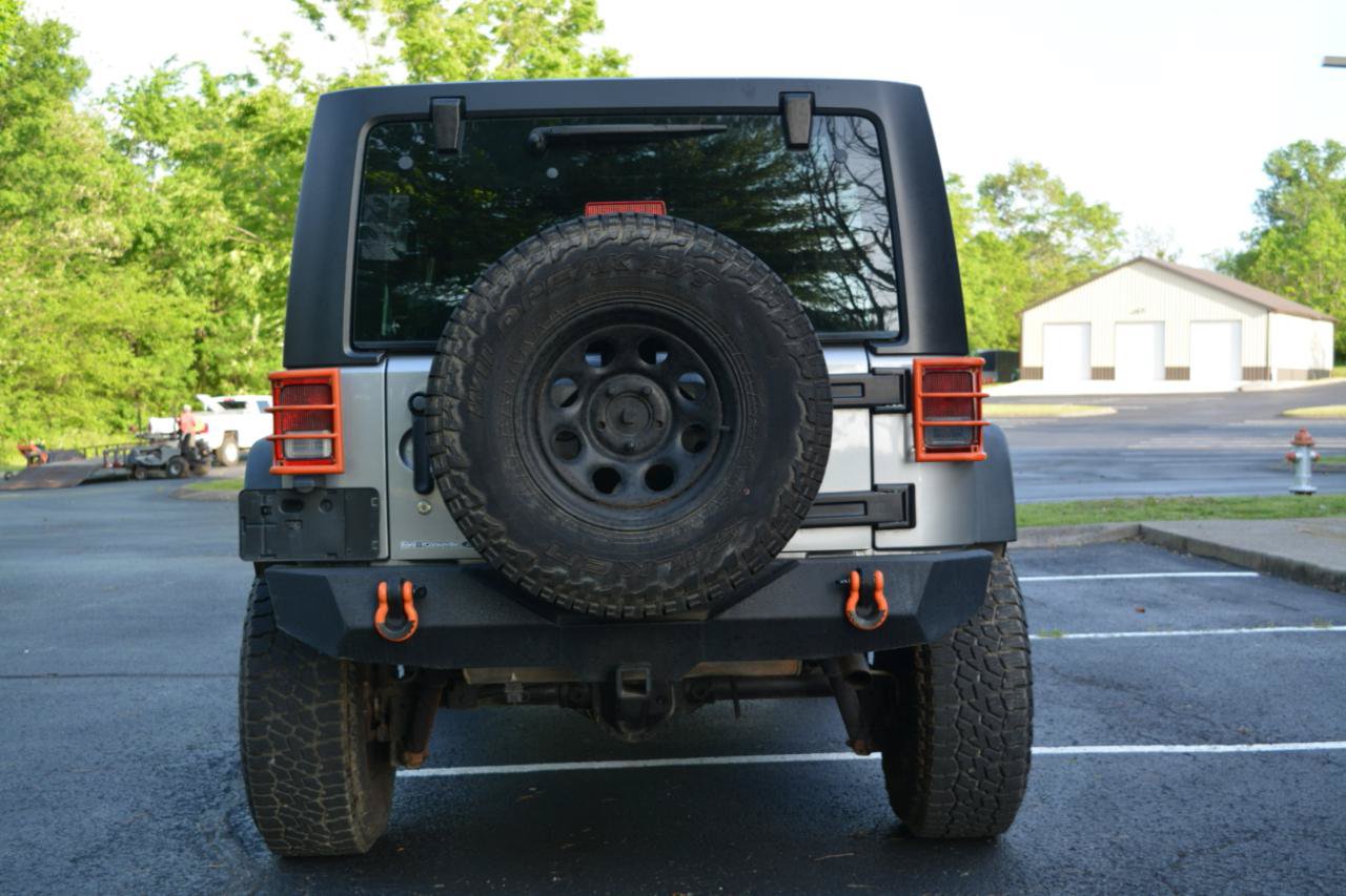 Used 2016 Jeep Wrangler Unlimited Sport w/ Connectivity Group AWD/4WD image 5