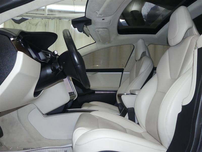 Used 2017 Tesla Model S 75D image 19