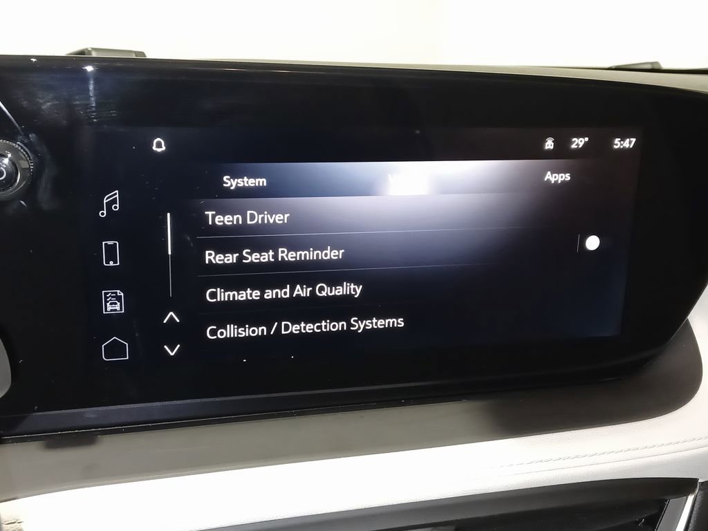 Used 2024 Buick Encore GX Avenir w/ Avenir Convenience Package image 25