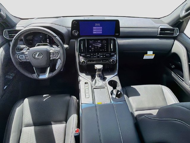 New 2026 Lexus LX 600 4WD w/ Appearance Package image 17