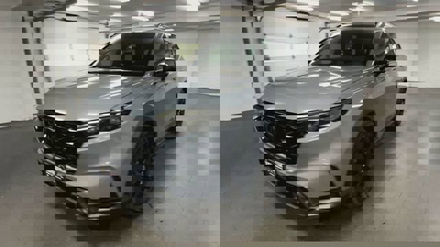 Used 2024 Honda CR-V Sport Touring image 4