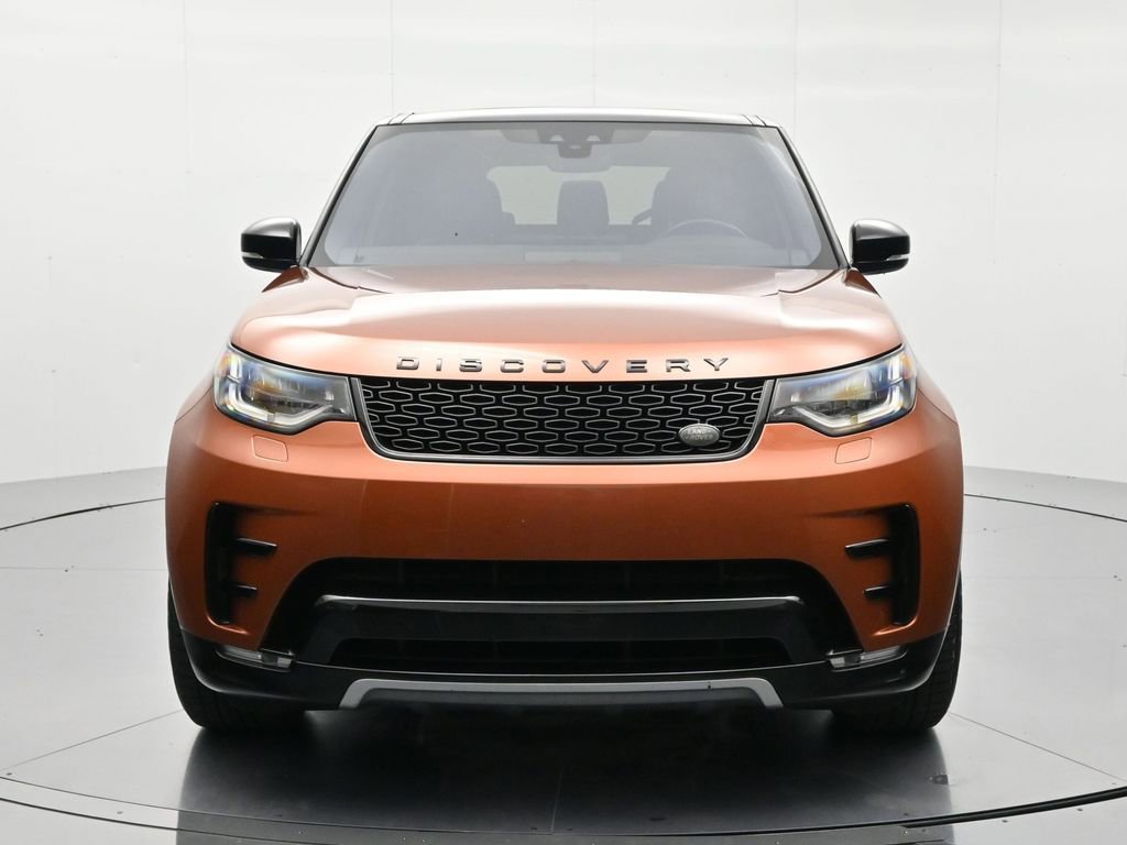Used 2018 Land Rover Discovery HSE image 2